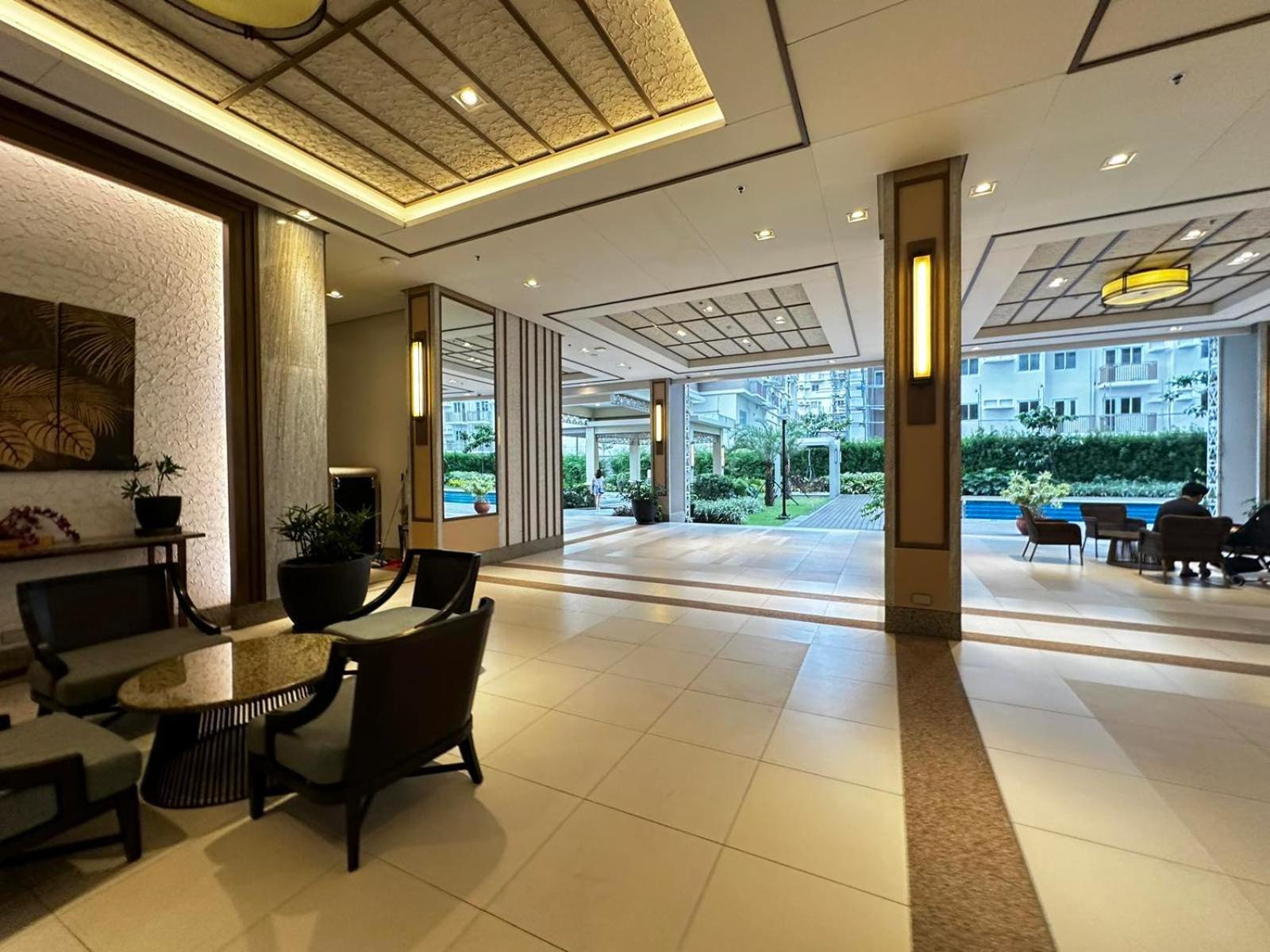 2 Bedroom Condo Unit Near Sm Bf & Naia At The Atherton By Dmci With 2 Balcony Paranaque City Ngoại thất bức ảnh