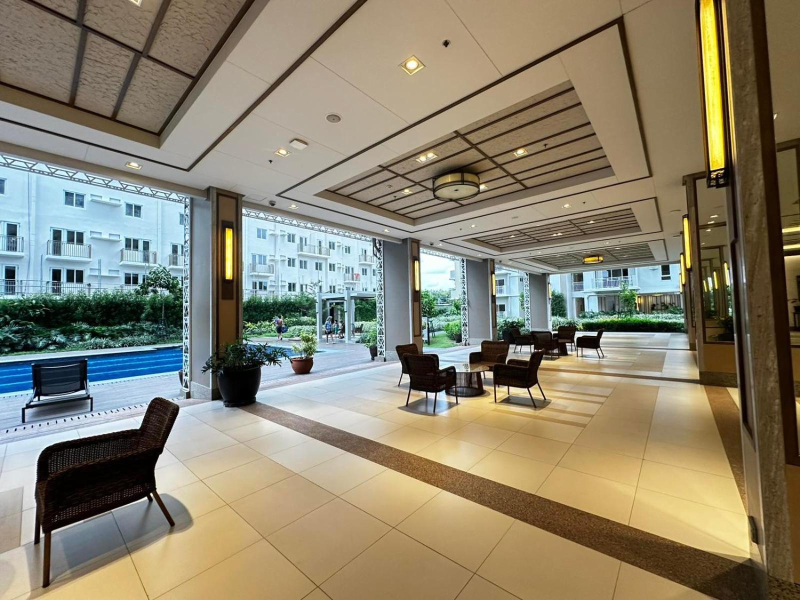 2 Bedroom Condo Unit Near Sm Bf & Naia At The Atherton By Dmci With 2 Balcony Paranaque City Ngoại thất bức ảnh