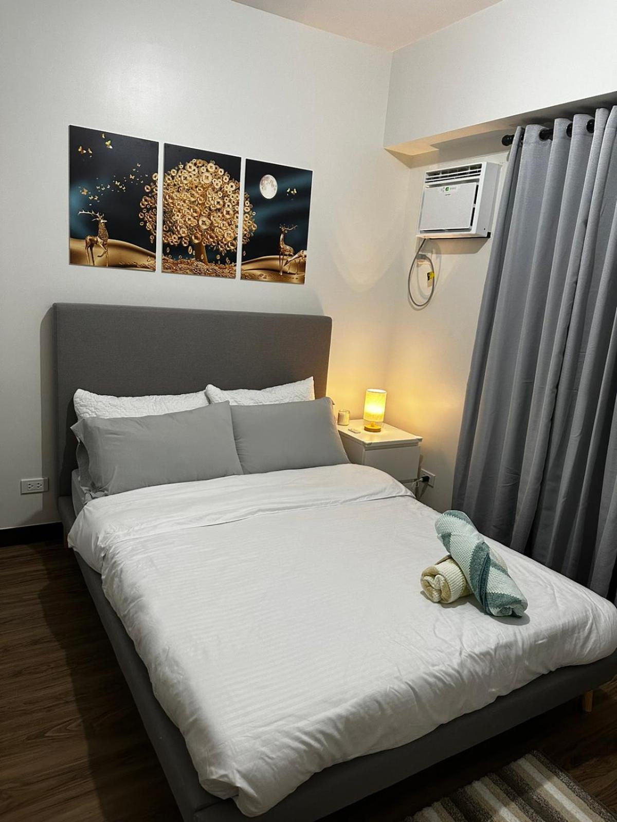 2 Bedroom Condo Unit Near Sm Bf & Naia At The Atherton By Dmci With 2 Balcony Paranaque City Ngoại thất bức ảnh