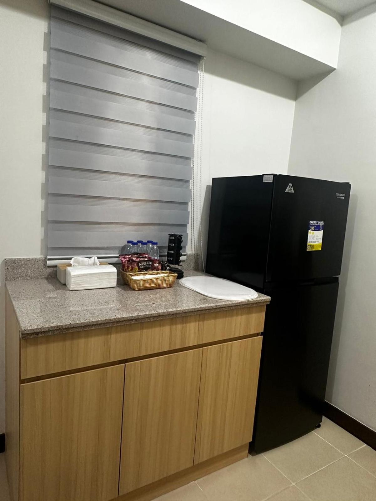 2 Bedroom Condo Unit Near Sm Bf & Naia At The Atherton By Dmci With 2 Balcony Paranaque City Ngoại thất bức ảnh